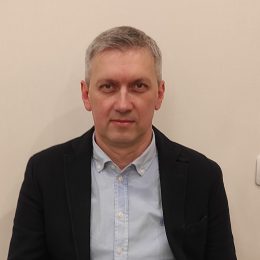 Маляр Ростислав Віталійович
